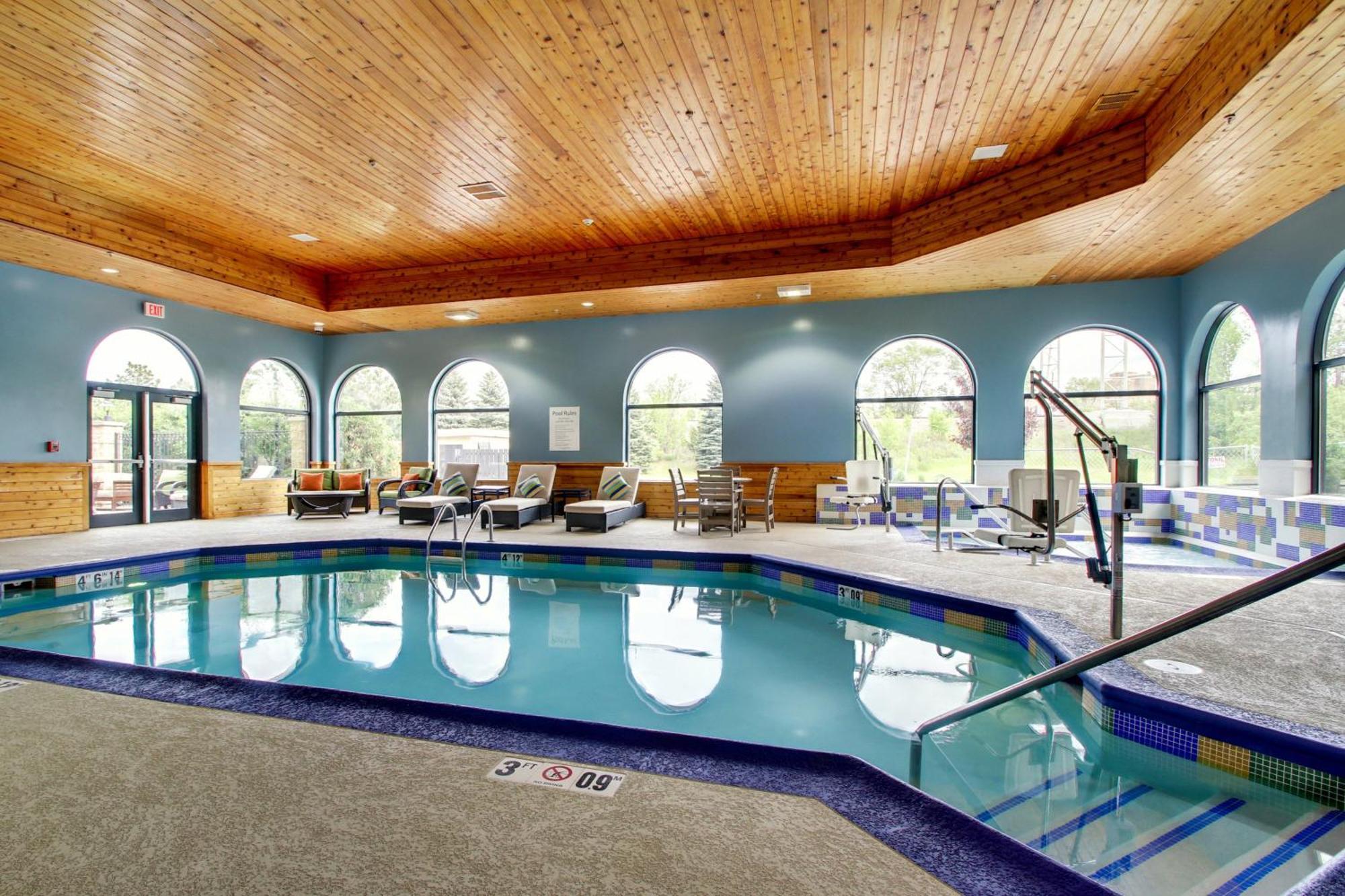 Holiday Inn Express & Suites Aurora - Naperville By Ihg Dış mekan fotoğraf