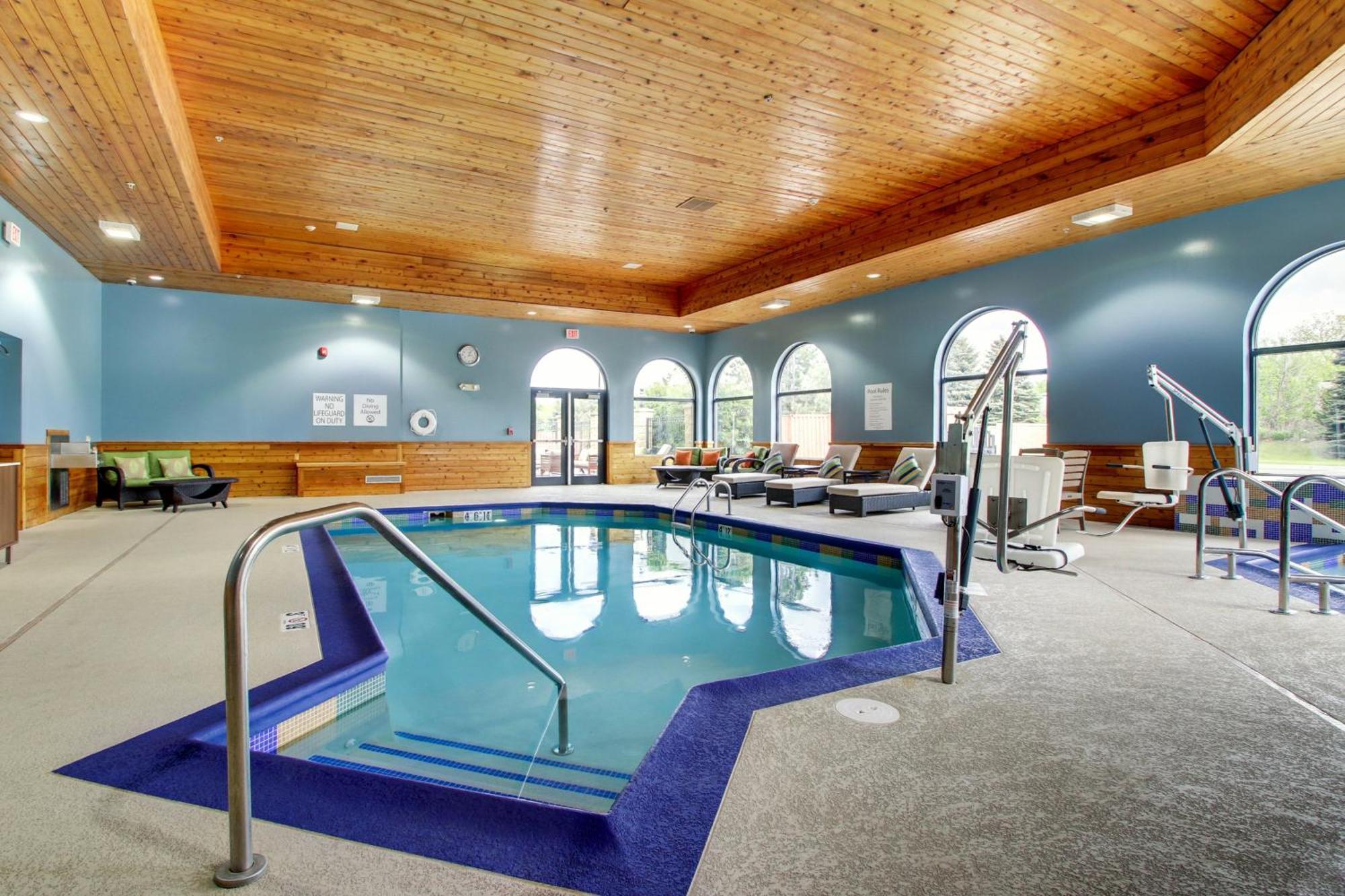 Holiday Inn Express & Suites Aurora - Naperville By Ihg Dış mekan fotoğraf